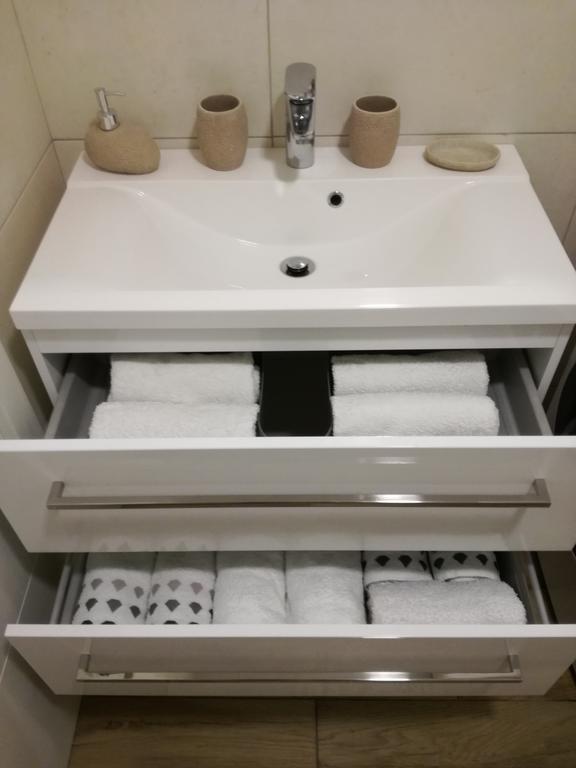 Apartment Victoria Dobra Voda Bagian luar foto